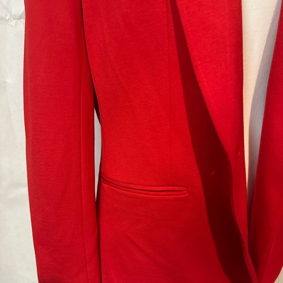 Tahari Bold Scarlet Blazer - Picture 8 of 12